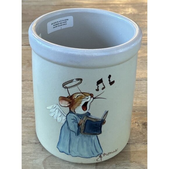 Robinson RRP Hand Painted 2qt High Jar Crock Church Choir Mouse Angel Roseville - Picture 1 of 4